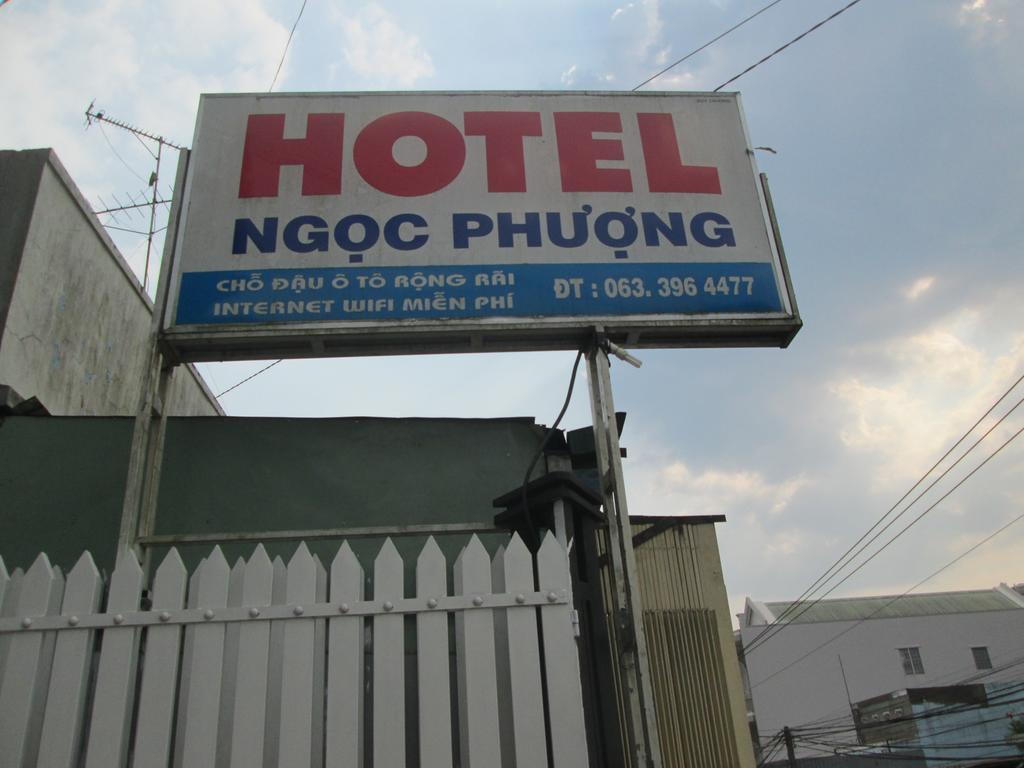Ngoc Phuong Hotel Бао Лок Екстериор снимка